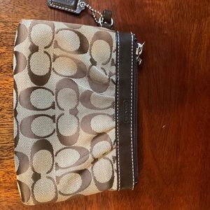 COPY - Coach Wristlet 7"x5"
